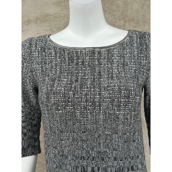 Ivanka Trump Dress Womens Small Black Gray Knit Fit & Flare Stretch Minimalist - Picture 2 of 12